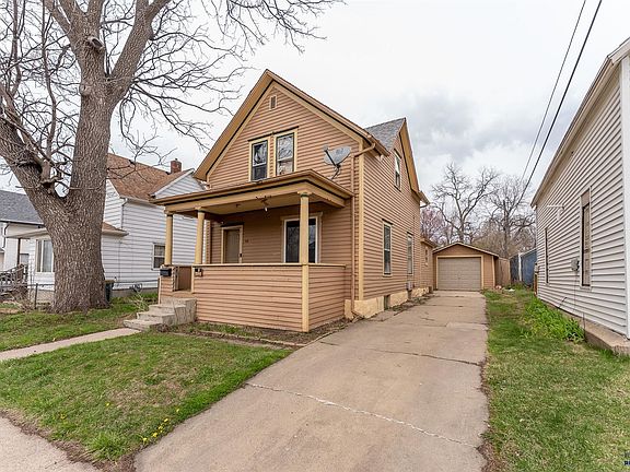2nd image of 718 W 13th St