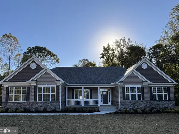 12067 Greenbrier Dr, King George, VA 22485