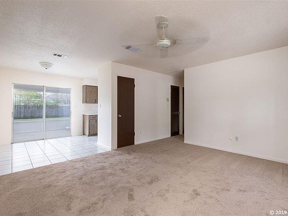 4th image of 5826 NW 29th Ter