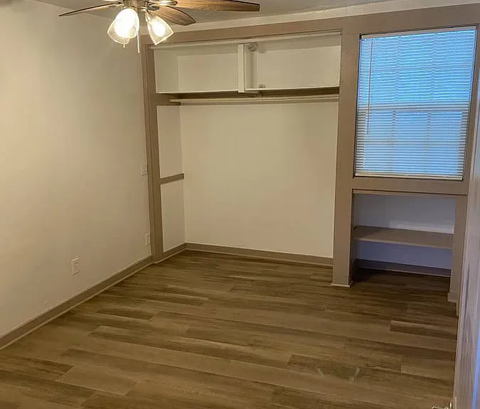555 E Dayman St #559 — Photo 10