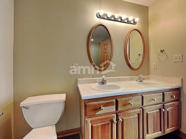 511 Zephyr Way — Photo 9