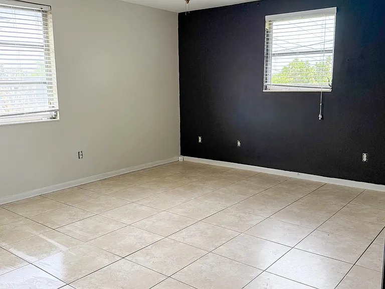 1275 N Old Mill Dr — Photo 23