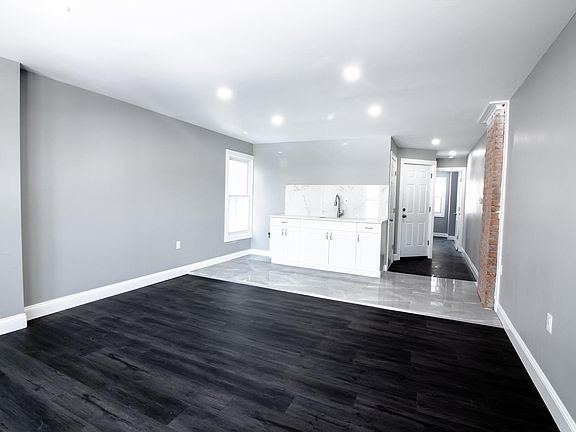 3rd image of 443 6th St #2