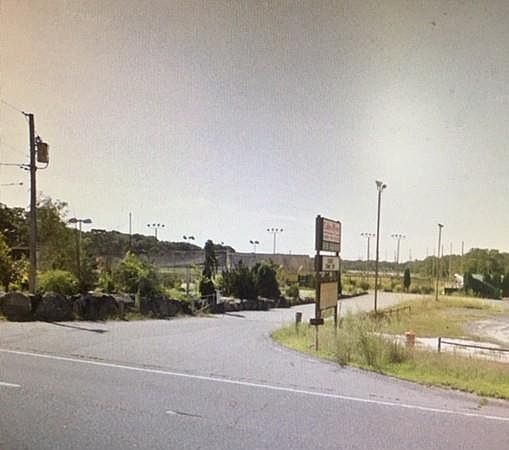 1st image of 358 Gar Hwy