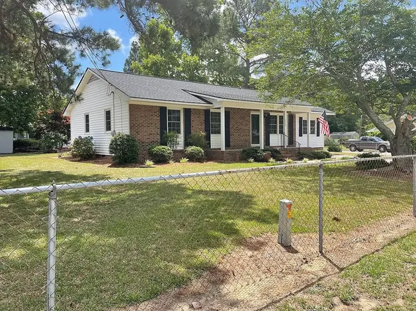 506 Saint St, Dunn, NC 28334