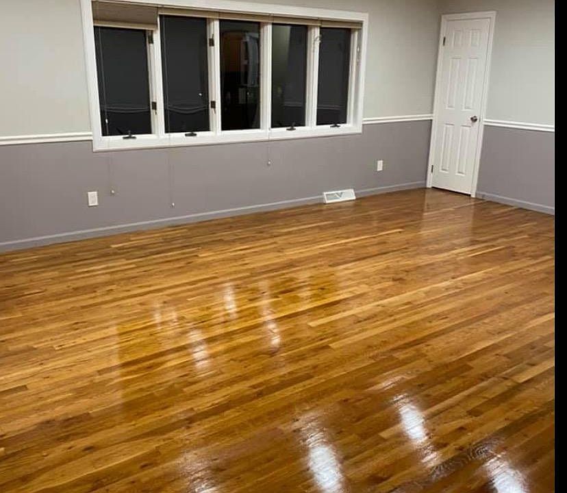 1st image of 33 Ainsworth Ave