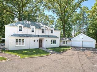 1 Quintard Dr, Port Chester, NY 10573