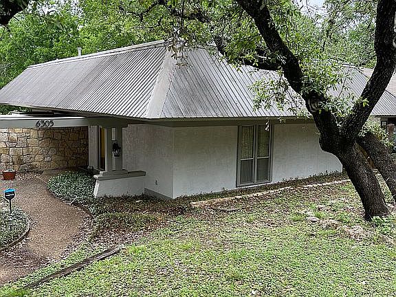2nd image of 6305 Shadow Valley Dr Unit A