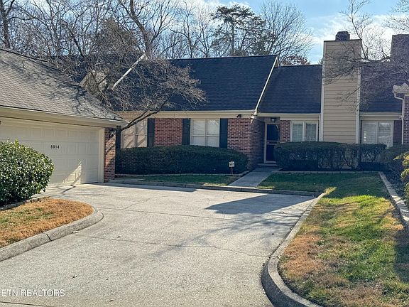 2nd image of 8914 Wesley Pl