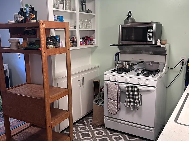 1351 Clarence Ave #3 — Photo 6