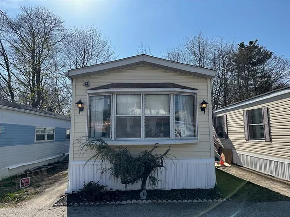 443-13 Dyer Ave, Cranston, RI 02920