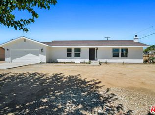 15376 Washoan Rd, Apple Valley, CA 92307