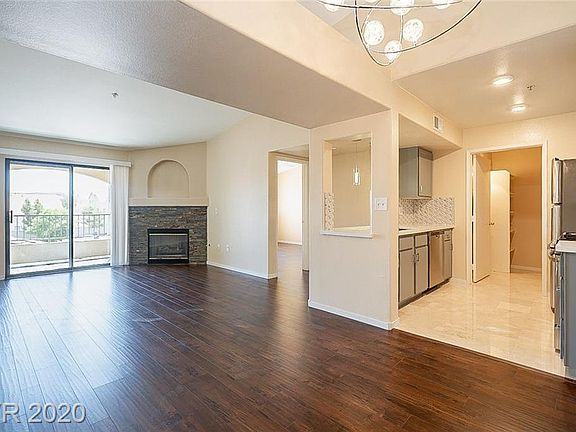 5th image of 950 Seven Hills Dr APT 1022