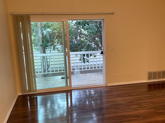 5th image of 8725 Beckenham Ln Unit I