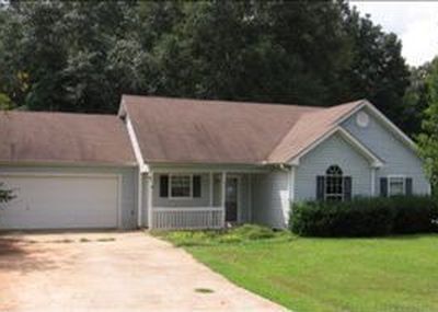 385 April Ct, Statham, GA, 30666