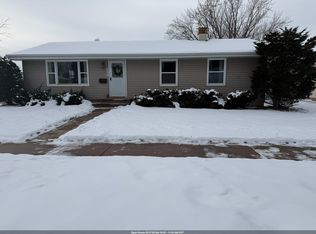 2201 N Elinor St, Appleton, WI 54914