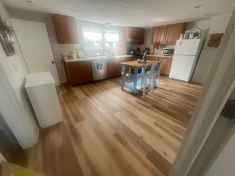 8 Lincoln St #1 — Photo 6