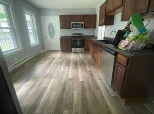 20 Prentice Ave #A, Greenfield, MA 01301