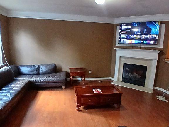4th image of 614 Providence Pl SW