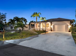 485 Germain Ave, Naples, FL 34108