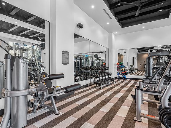 5th image of 2323 Plaza Blvd #269