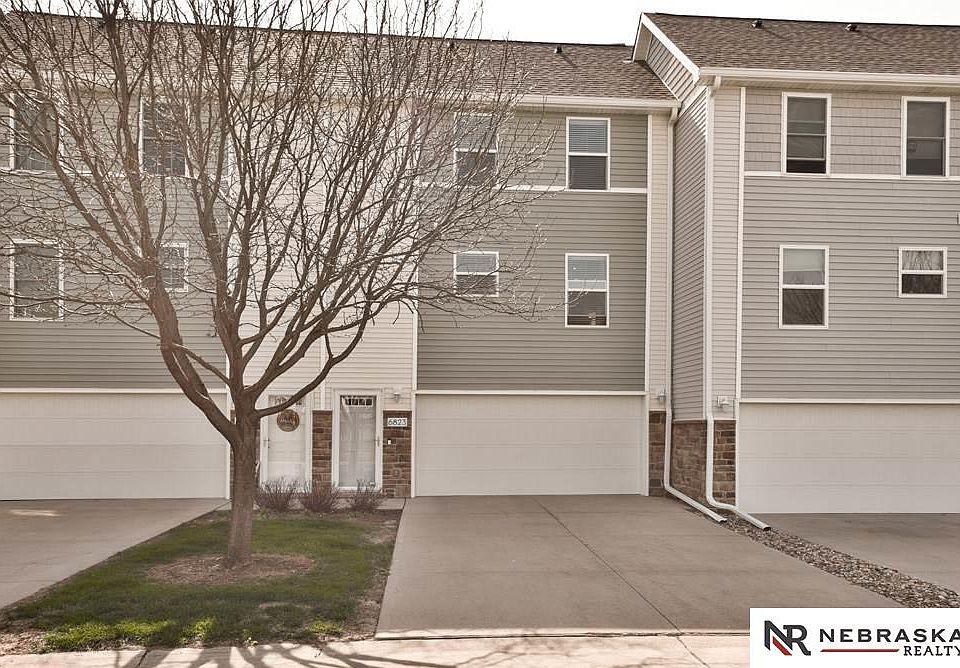 1st image of 6823 S 181st Ct
