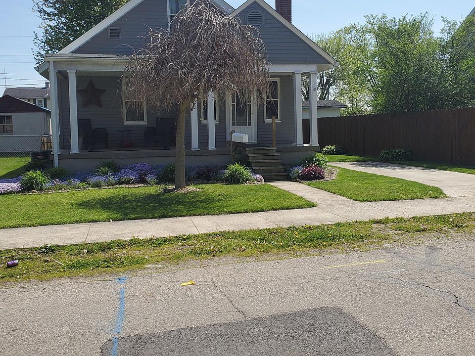 1st image of 391 Arlington Ave