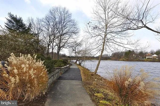 18730 Walkers Choice Rd #2 — Photo 46