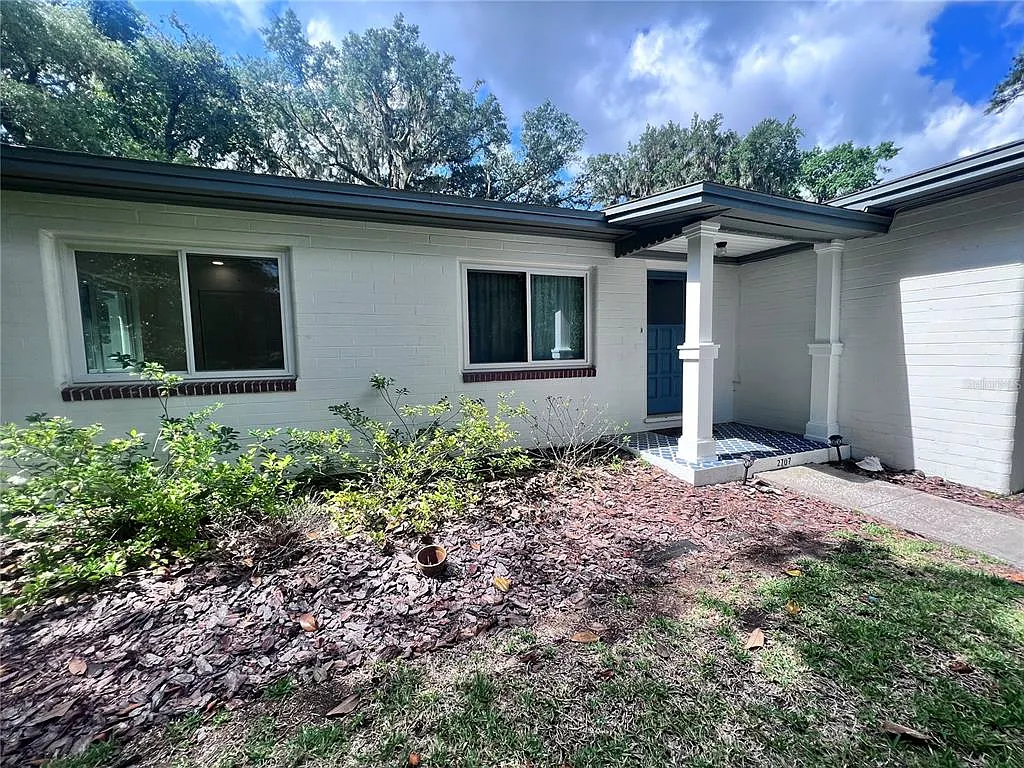 4 bed, 2.0 bath, 1530 sqft, $2,775 — Photo 1
