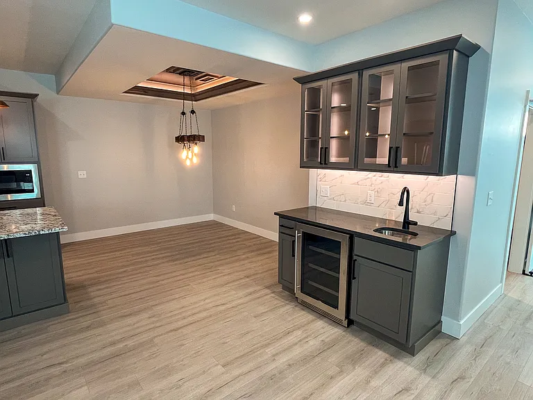 1304 W Dairy Farm Ln — Photo 6