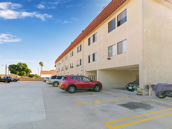 3rd image of 1666 N Avalon Blvd #6