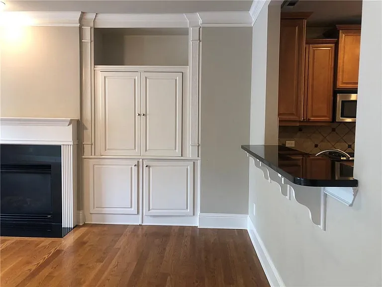 10240 Billings Pointe — Photo 6