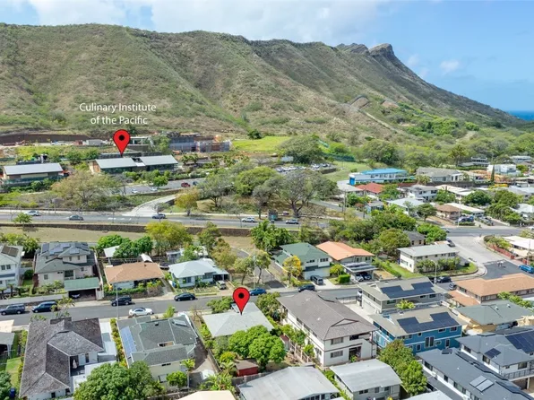 3428 McCorriston St, Honolulu, HI 96815