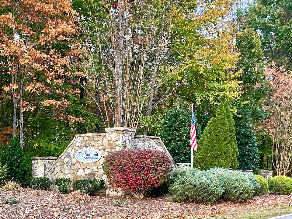 Neighborhood Entrance