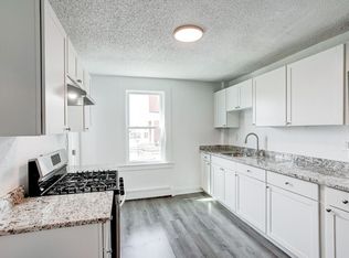 20 East St #3, Tewksbury, MA 01876