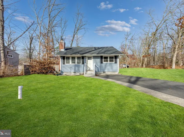 135 New Jersey Rd, Browns Mills, NJ 08015