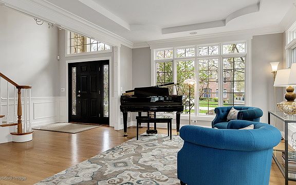 2nd image of 108 Woodstock Ave