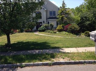 7 Tower Hill Ln, Old Bridge, NJ 08857