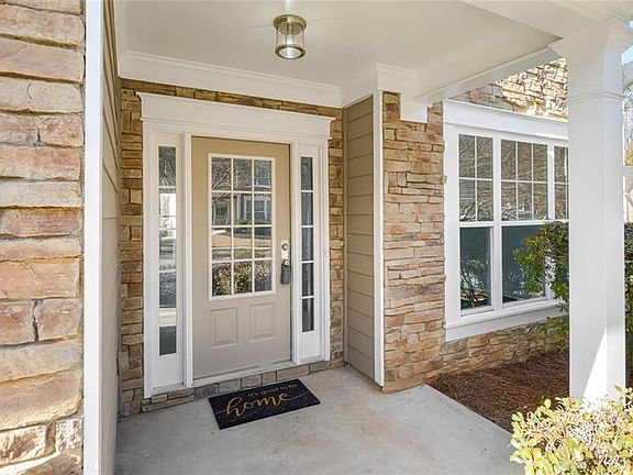 3rd image of 3638 W Park Cir