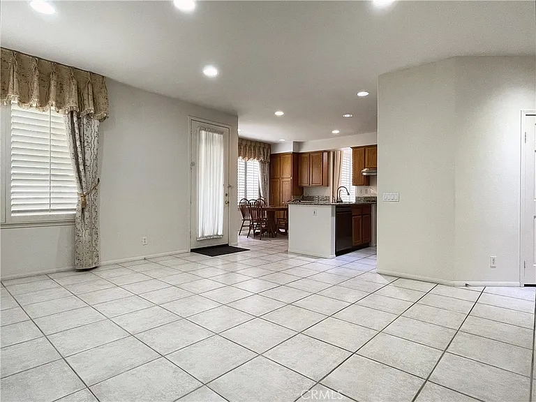 2712 Westbourne Pl — Photo 26