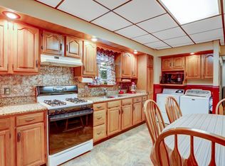 221 S 4th St, Shamokin, PA 17872