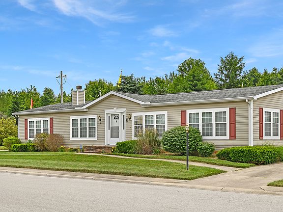 5th image of 352 E Meadow Dr