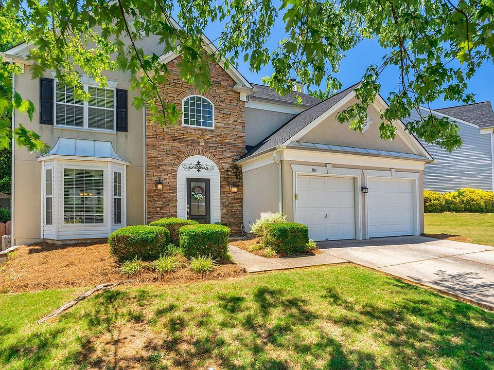 1st image of 304 Collingsworth Ln