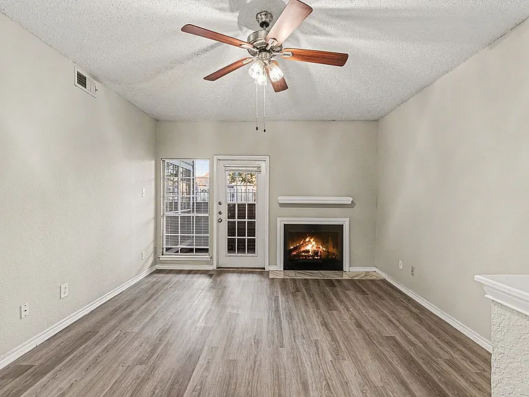3607 W Northgate Dr #113 — Photo 3