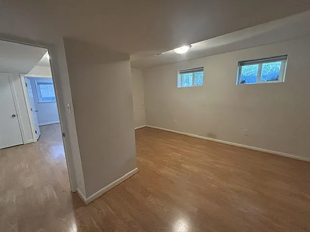 14 Maryland Ave — Photo 13