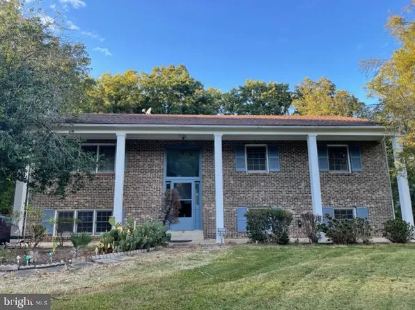 4137 Elizabeth Ln, Fairfax, VA 22032