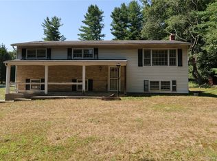 2 Valley View Road, Bloomingburg, NY 12721