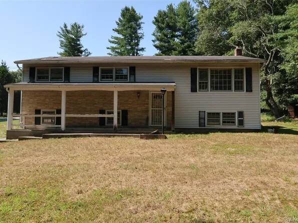 2 Valley View Road, Bloomingburg, NY 12721