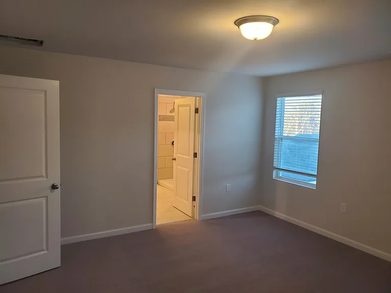 321 Diversity Way — Photo 7
