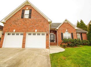 4648 Stimpson Ridge Dr, Pfafftown, NC 27040